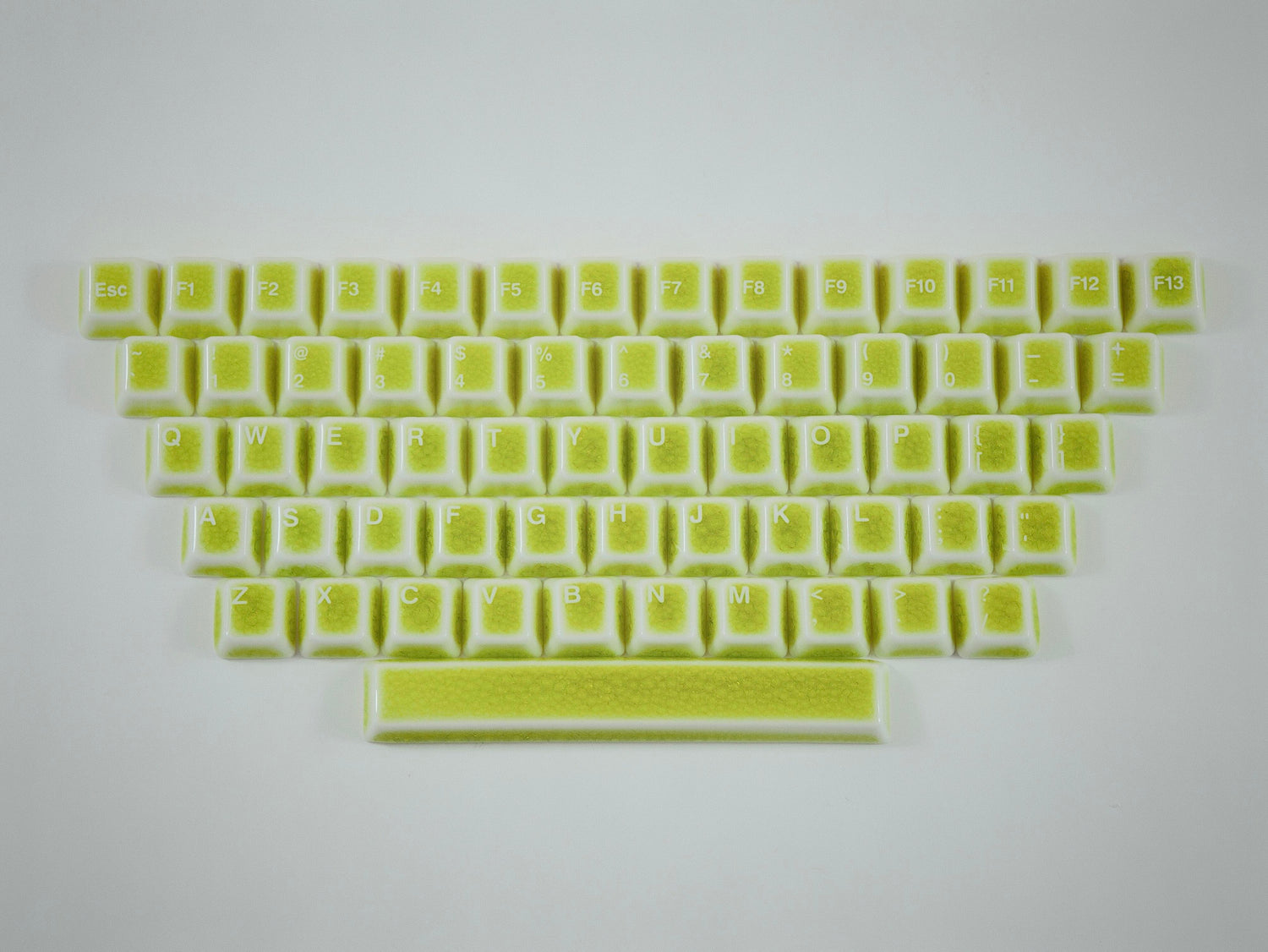 Ice Crackle — Ceramic Keycap Set · 61 Keys