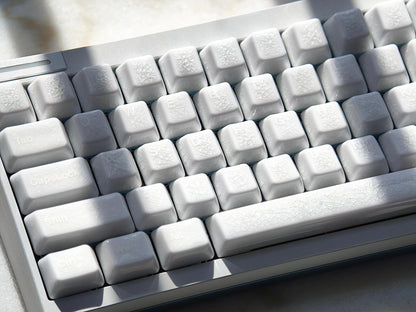 Ice Crackle — Ceramic Keycap Set · 61 Keys